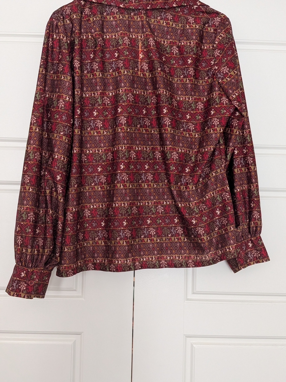 70s Patterned Button-Up Blouse - Picture 6 of 6